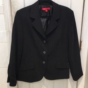 Anne Klein 3 button ladies Blazer